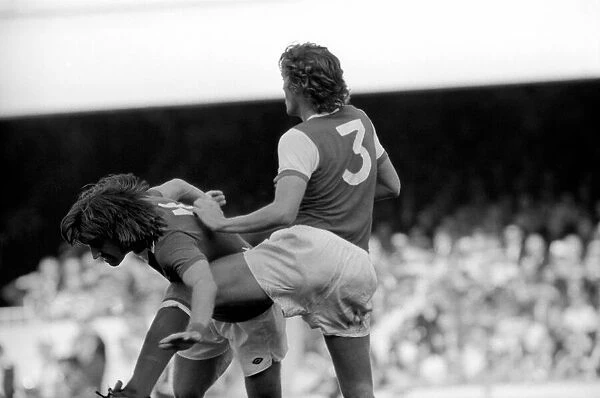 Sport  /  Football: Arsenal v. Everton. September 1975 75-04968-011