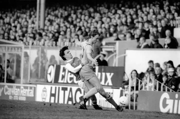 Framed Print : Sport: Football: Arsenal vs. Coventry. Action from the match. February 1981 81-00516-039