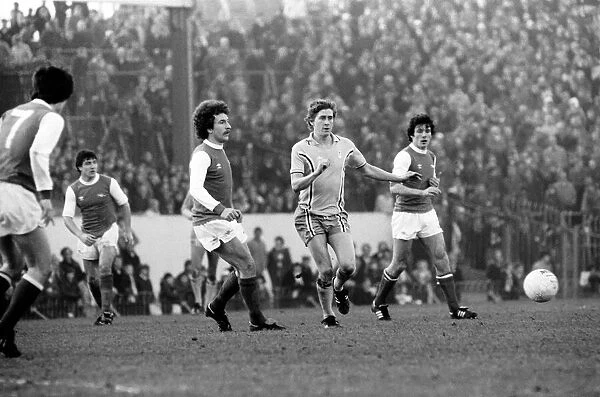 Sport: Football: Arsenal vs. Coventry. Action from the match. February 1981 81-00516-040