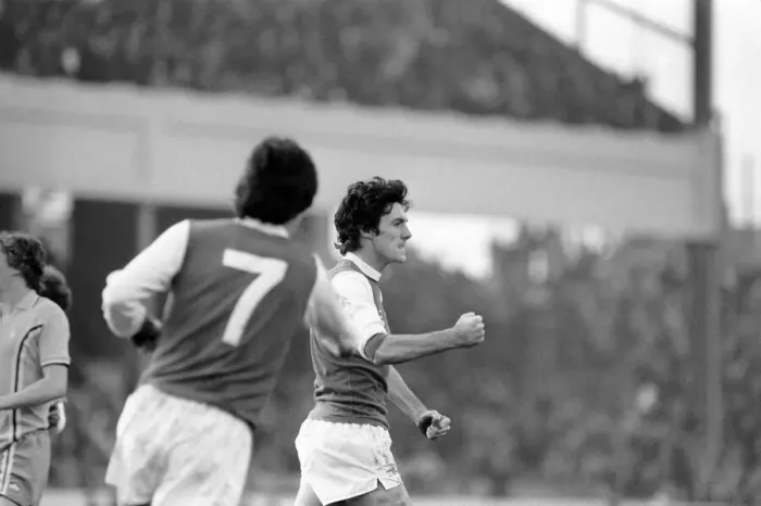 Framed Print : Sport: Football: Arsenal vs. Coventry. Action from the match. February 1981 81-00516-027