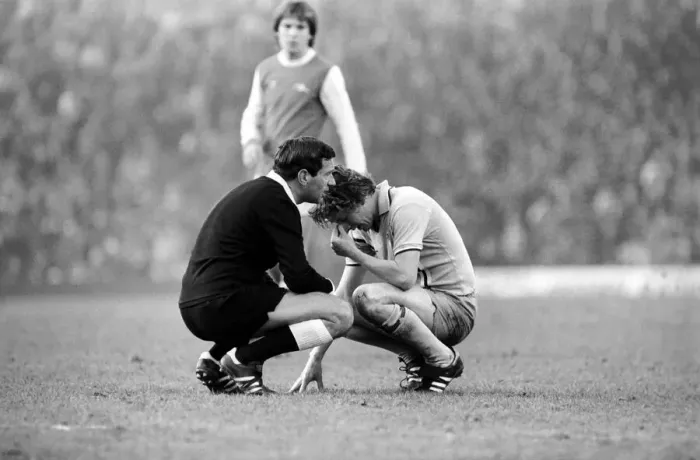 Framed Print : Sport: Football: Arsenal vs. Coventry. Action from the match. February 1981 81-00516-069