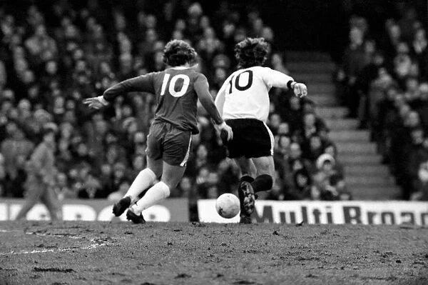 Sport: Football: Chelsea v. Fulham. December 1984 76-07537-012