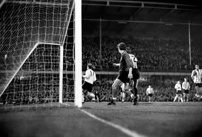 Framed Print : Sport. Football. Derby County v. Southampton. Action from the match