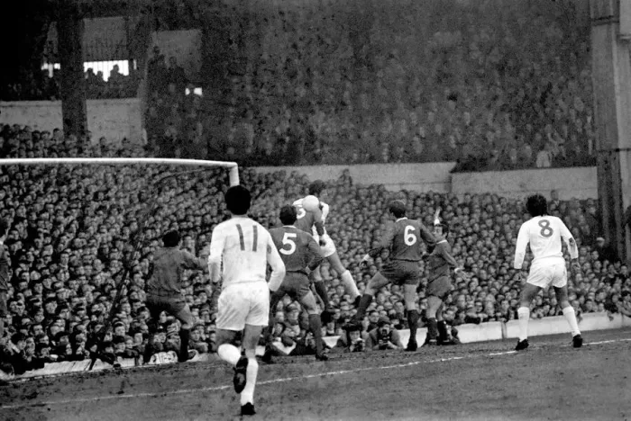 Framed Print : Sport. Football: English League Division one match Liverpool 1 v. Manchester United 4 Framed Print : Sport. Football: English League Division one match Liverpool 1 v. Manchester United 4
