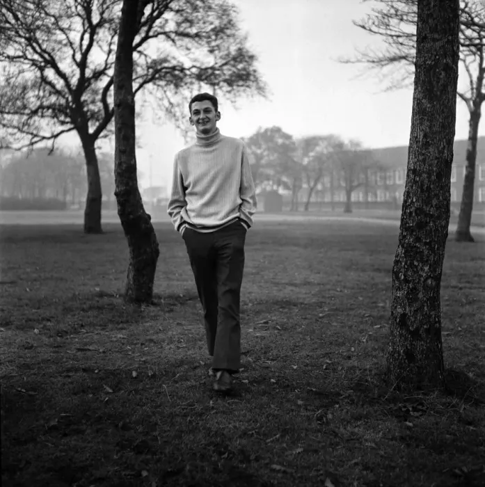 Framed Print : Sport. Football. Liverpool player Steve Peplow takes a walk through a park Framed Print : Sport. Football. Liverpool player Steve Peplow takes a walk through a park