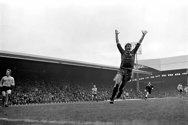 Sport: Football: Liverpool v. Southampton. Arms aloft jubilant Roger Hunt runs away