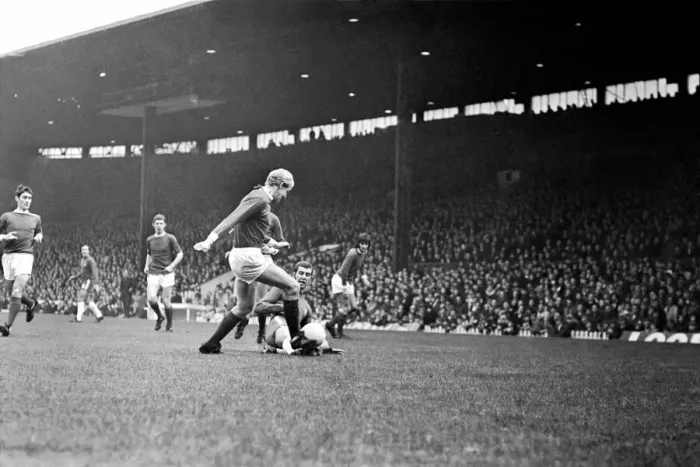 Framed Print : Sport: Football: Manchester United v. Chelsea. Action from the match Framed Print : Sport: Football: Manchester United v. Chelsea. Action from the match