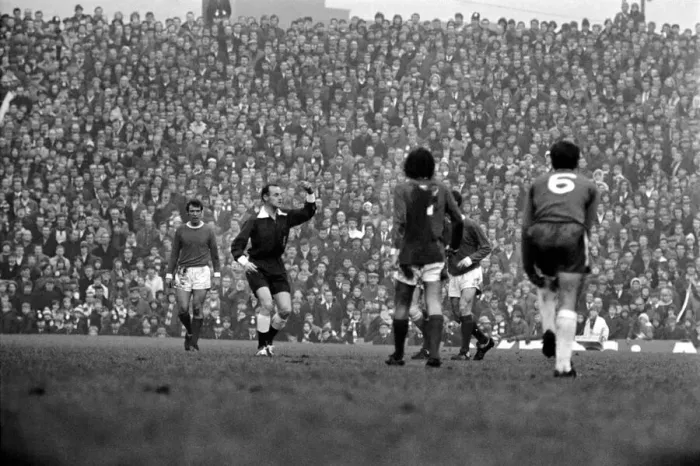 Framed Print : Sport: Football: Manchester United v. Chelsea. Action from the match Framed Print : Sport: Football: Manchester United v. Chelsea. Action from the match