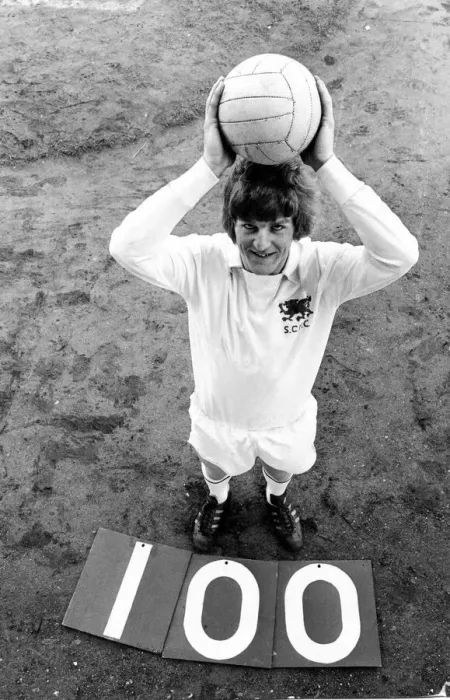 Framed Print : Sport - Football - Swansea City - Robbie James who becomes the youngest player to Framed Print : Sport - Football - Swansea City - Robbie James who becomes the youngest player to