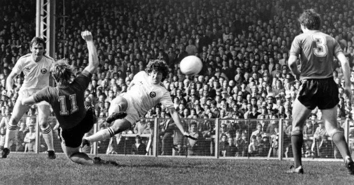Framed Print : Sport - Football - Swansea - Swanseas Welsh international David Giles slams the ball