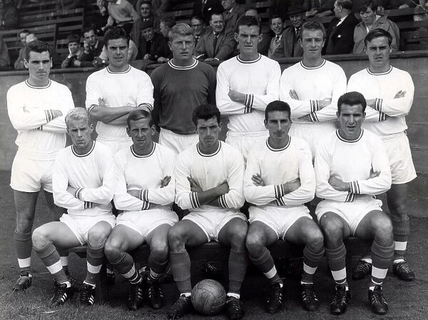 Sport - Football - Swansea Town - 1963-64 - Team Picture - Back Row - Roy Evans