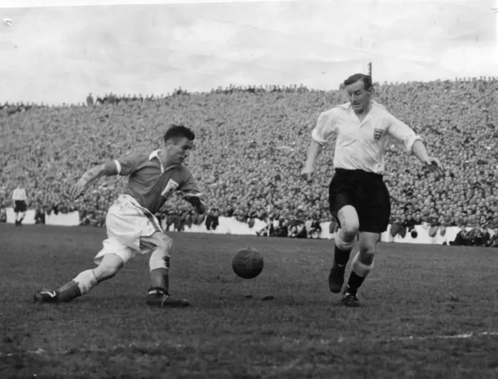 Framed Print : Sport - Football - Wales v England - Frank Scrine, the Welsh forward and England Framed Print : Sport - Football - Wales v England - Frank Scrine, the Welsh forward and England