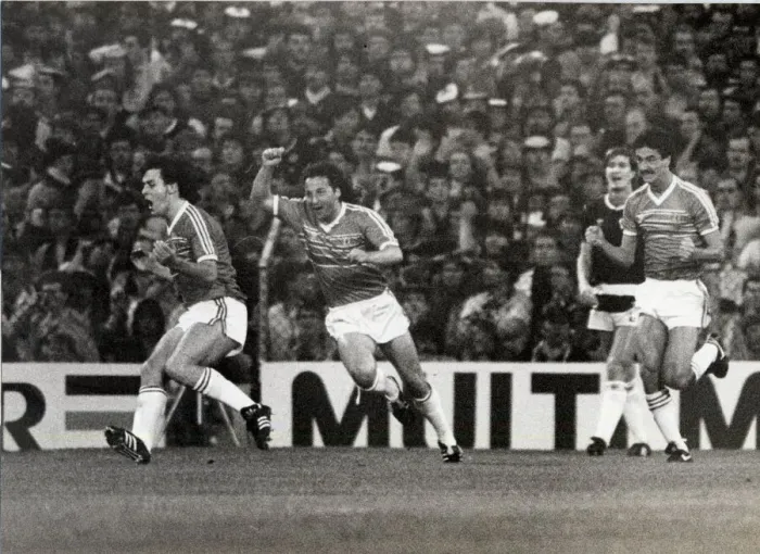 Framed Print : Sport - Football - Wales v Scotland - World Cup Qualifying match - 10th September 1985
