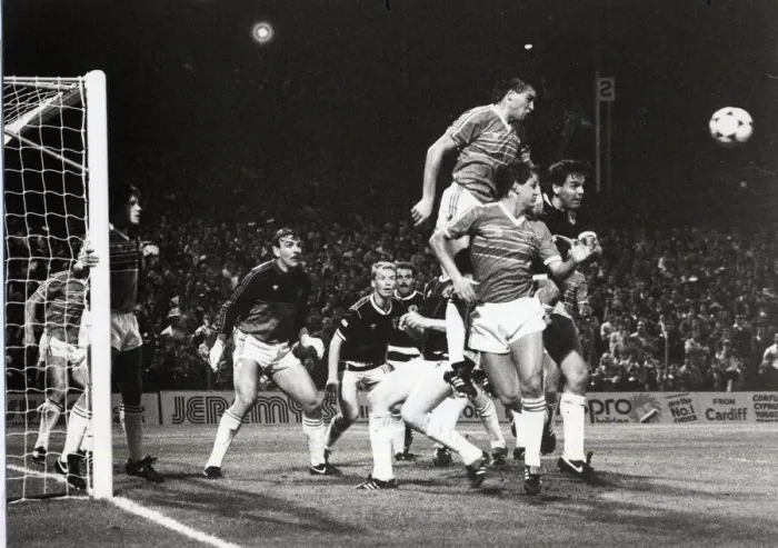 Framed Print : Sport - Football - Wales v Scotland - World Cup Qualifying match - 10th September 1985