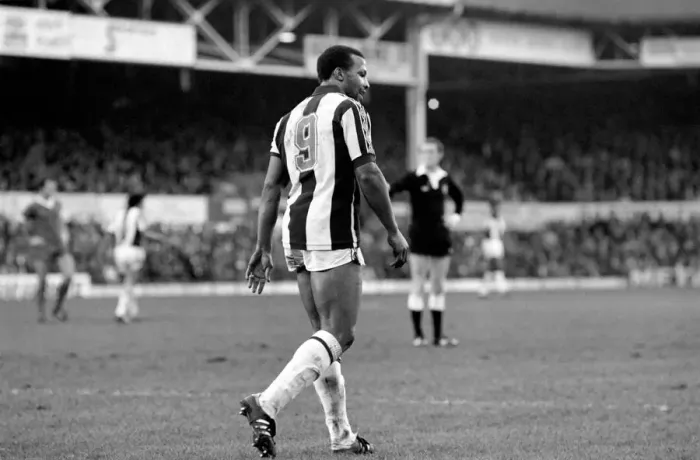 Framed Print : Sport: Football: West Bromwich Albion v. Liverpool. Action during the match Framed Print : Sport: Football: West Bromwich Albion v. Liverpool. Action during the match