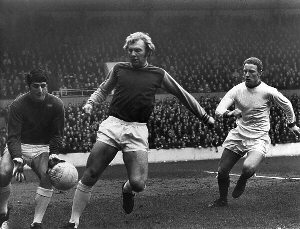 Sport: Football: West Hams Bobby Moore in action. August 1971 P030965