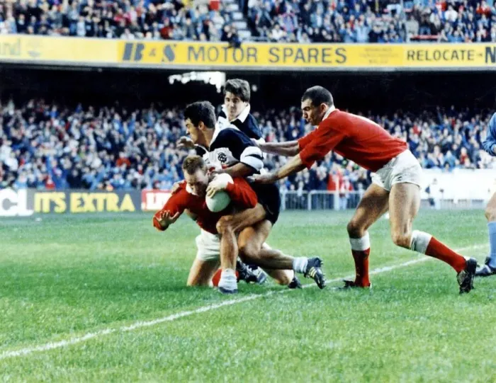 Framed Print : Sport - Rugby - 1990 - Wales 24 Barbarians 31. (At Cardiff Arms Park)