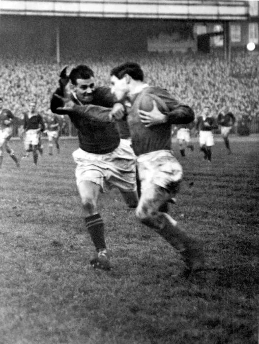Framed Print : Sport - Rugby - Tours - South Africa to Britain - 1951 - Wales v South Africa - Cliff