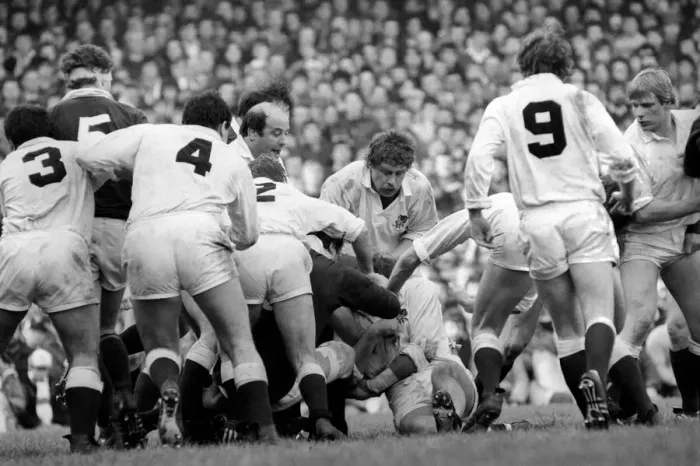 Framed Print : Sport: Rugby Union International: England vs. Scotland at Twickenham. Five Nations action