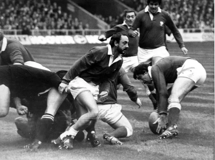Framed Print : Sport - Rugby - Wales v New Zealand - 11th November 1978 - Clive Rees the Welsh winger Framed Print : Sport - Rugby - Wales v New Zealand - 11th November 1978 - Clive Rees the Welsh winger
