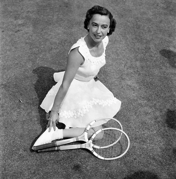 Sport Tennis. Miss Maria Weiss, Argentine Tennis Player. June 1953 D3183-002
