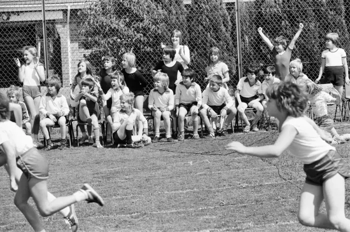 Framed Print : Sports Day at Keep Hatch Primary School, Wokingham, July 1980