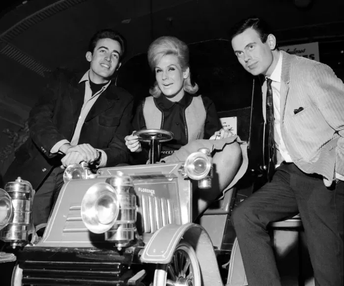 Framed Print : The Springfields in Blackpool. l-r Tom, Dusty and Mike. 1st October 1963