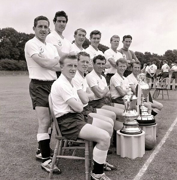 Spurs Double Season 1960  /  61 Tottenham Hotspur team pose for a group photograph with