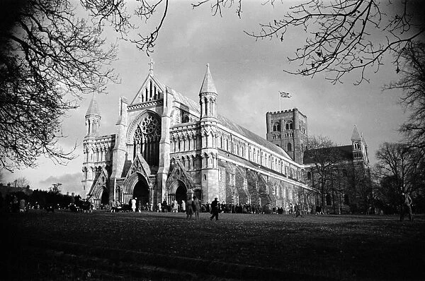 St Albans Cathedral, Hertfordshire. Circa 1946