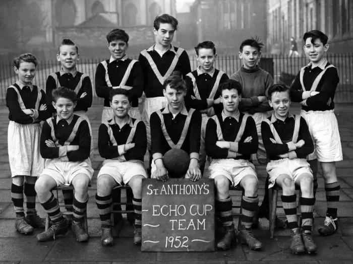Framed Print : St Anthonys Echo Cup team 1952. Back: Purcell, Whelan, Doyle, Hall, Strawson