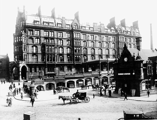 St Enochs Station Hotel and Square Victorian Glasgow street scene building