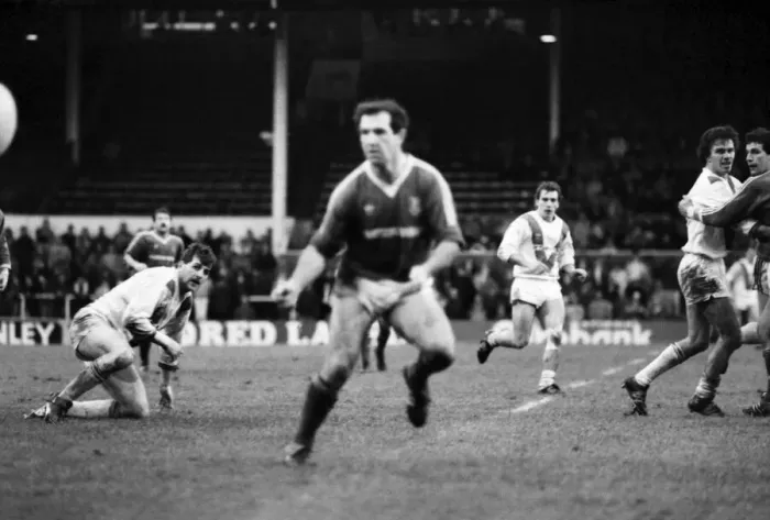 Framed Print : St Helen v Hull Kingston Rovers in the John Player Trophy semi final Framed Print : St Helen v Hull Kingston Rovers in the John Player Trophy semi final