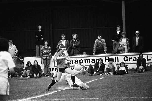 St Helens 1 v Preston North End 0. The FA Womens Cup Final, at Enfield Football Club