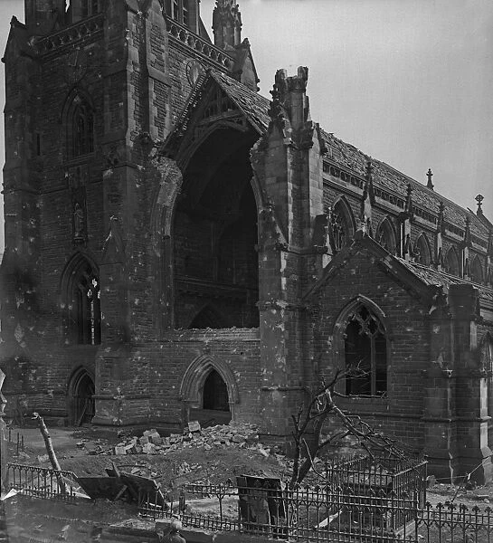 St Martins Church in the Bull Ring, Birmingham the morning after a heavy air raid