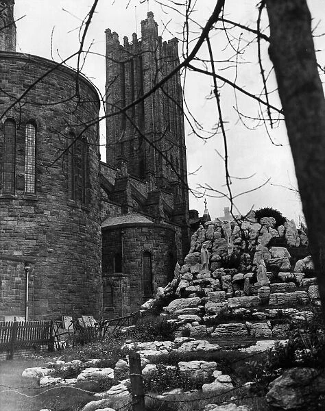 St Marys Church in St Helens, Merseyside. October 1958