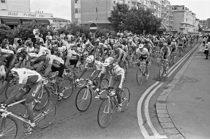 Framed Print : Stage Four of the Tour de France from Dover to Brighton Framed Print : Stage Four of the Tour de France from Dover to Brighton