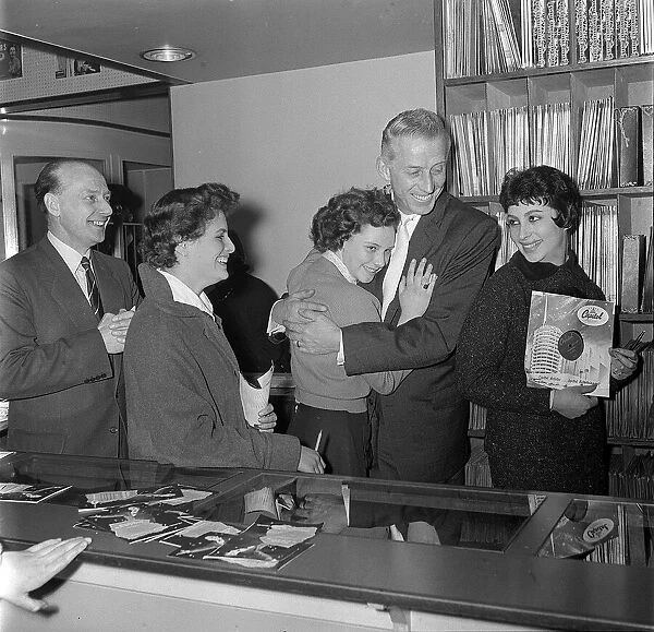Stan Kenton Jazz Artist March 1956 and his wife went along to Keith Prowse Conventry