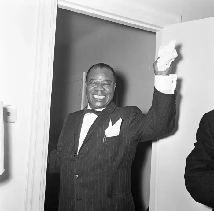 Framed Print : star Louis Armstrong meeting Yevgeny Yevtushenko 14th May 1962 Framed Print : star Louis Armstrong meeting Yevgeny Yevtushenko 14th May 1962
