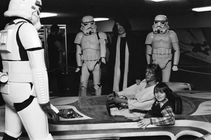 Framed Print : Star Wars Exhibition on display at the Science Museum, London, 19th December 1977