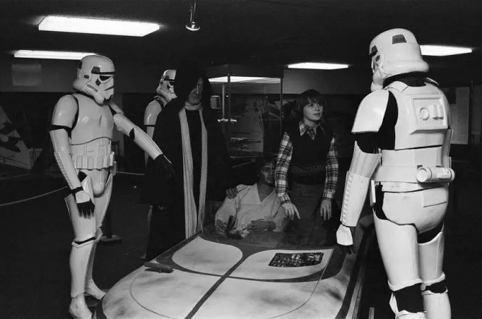 Framed Print : Star Wars Exhibition on display at the Science Museum, London, 19th December 1977