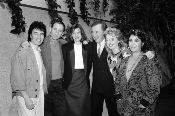 Framed Print : Stars at TV AM Television Studios. David Frost and other famous faces from Framed Print : Stars at TV AM Television Studios. David Frost and other famous faces from
