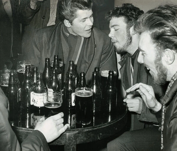 State Bar Holland Street Glasgow February 1965 1500 students try to drink pub dry