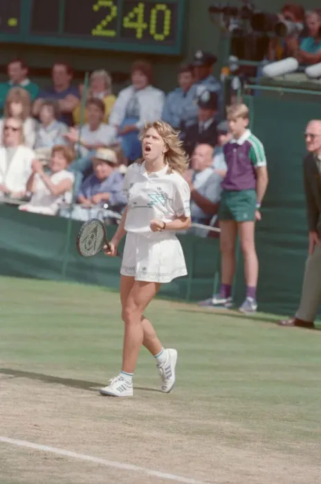 Framed Print : Steffi Graf pictured in action in the Wimbledon Ladies Singles Final on 2nd July 1988 Framed Print : Steffi Graf pictured in action in the Wimbledon Ladies Singles Final on 2nd July 1988