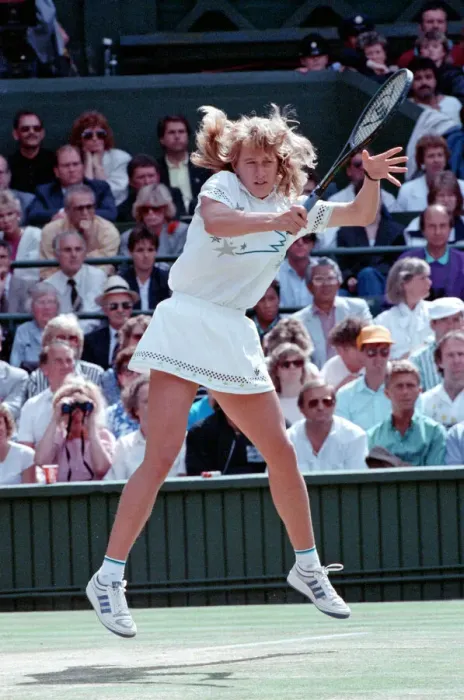 Framed Print : Steffi Graf pictured in action in the Wimbledon Ladies Singles Final on 2nd July 1988