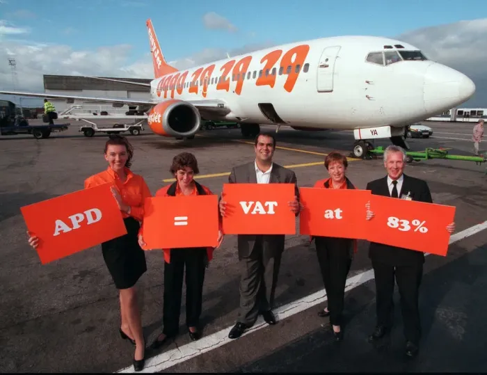 Framed Print : Stelios Haji-loannou of easyJet October 1997 With staff beside aircraft Holding orange Framed Print : Stelios Haji-loannou of easyJet October 1997 With staff beside aircraft Holding orange