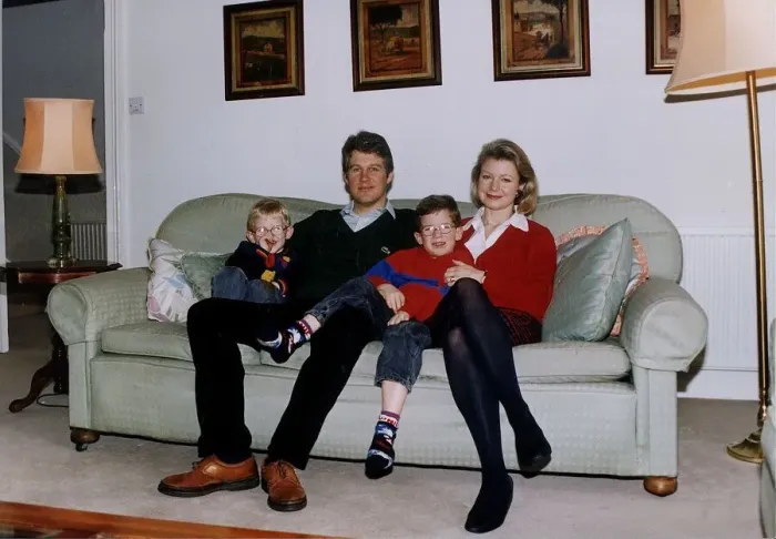 Framed Print : Stephen Cole Sky TV Presenter and his wife Anne-Marie with their two children Daniel Framed Print : Stephen Cole Sky TV Presenter and his wife Anne-Marie with their two children Daniel
