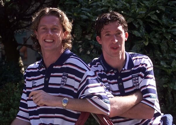 Steve Mcmanaman and Robbie Fowler at the England training camp ahead of the Euro 2000
