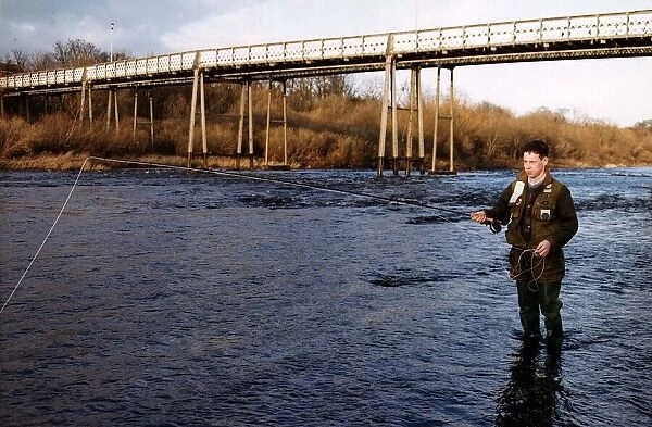Steven Reynolds top angler and athlete fishing in the river Tyne February 1991