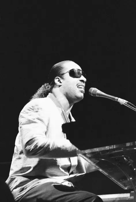 Framed Print : Stevie Wonder at the NEC Arena, Birmingham, England, 25th May 1989 Framed Print : Stevie Wonder at the NEC Arena, Birmingham, England, 25th May 1989