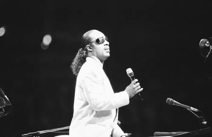Framed Print : Stevie Wonder at the NEC Arena, Birmingham, England, 25th May 1989 Framed Print : Stevie Wonder at the NEC Arena, Birmingham, England, 25th May 1989